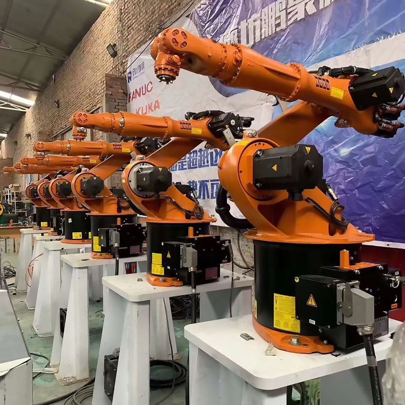 Стенный монтаж используется роботами KUKA с 6 осями и IP 65 безопасность 210 кг супер-грузоподъемности!