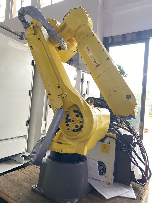Fanuc 20iA ±0.07mm Повторяемость дуговой сварочный робот 20KG полезная нагрузка 1811 мм охват для обработки обработки и измерения частей
