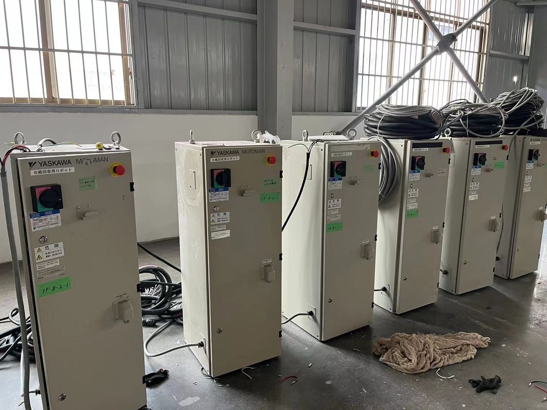 MH50 Использованные роботы YASKAWA ±0,07 мм Повторяемость для удаления и резки материалов