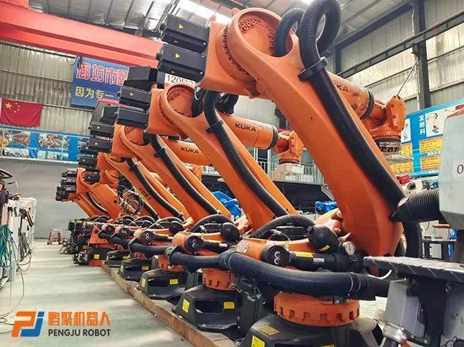 KUKA KR210 R2700 Прайм-робот 6-осной 210 кг полезной нагрузки 2700 мм дальность для точечной сварки палетки загрузки и разгрузки