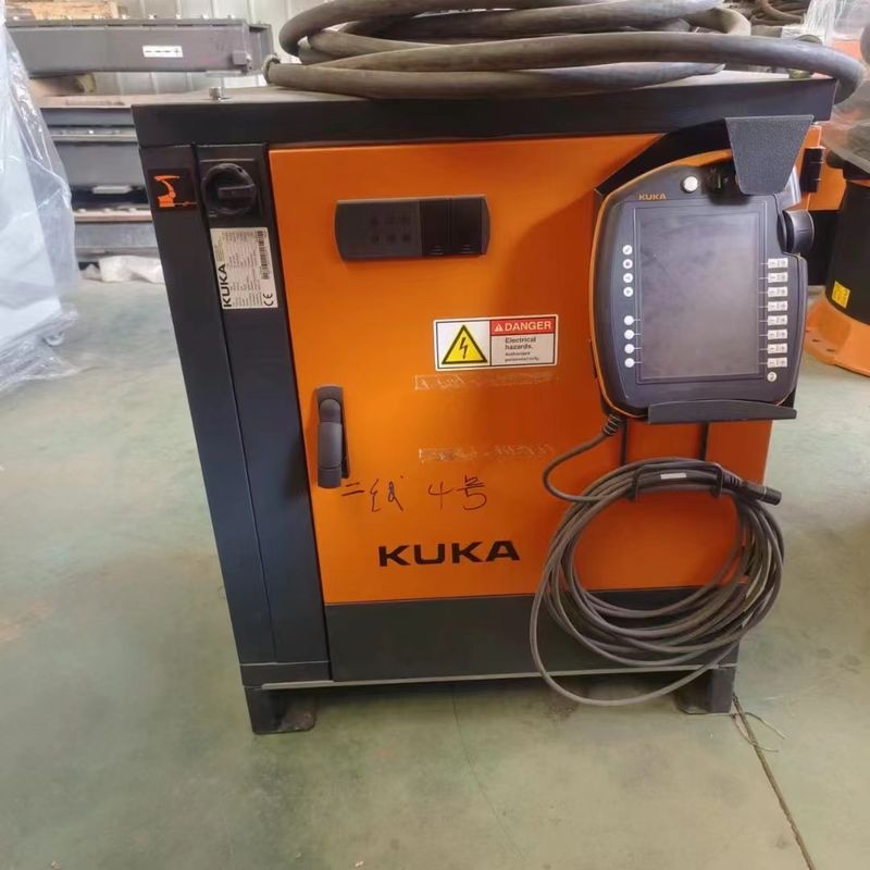 KUKA KR210 R2700 Прайм-робот 6-осной 210 кг полезной нагрузки 2700 мм дальность для точечной сварки палетки загрузки и разгрузки