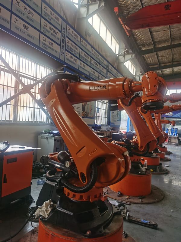 KUKA KR240 R2700 Prime KRC4 Controller 6-осевой робот-палетчик Идеальная комбинация 2700 мм достигает 240 кг полезной нагрузки