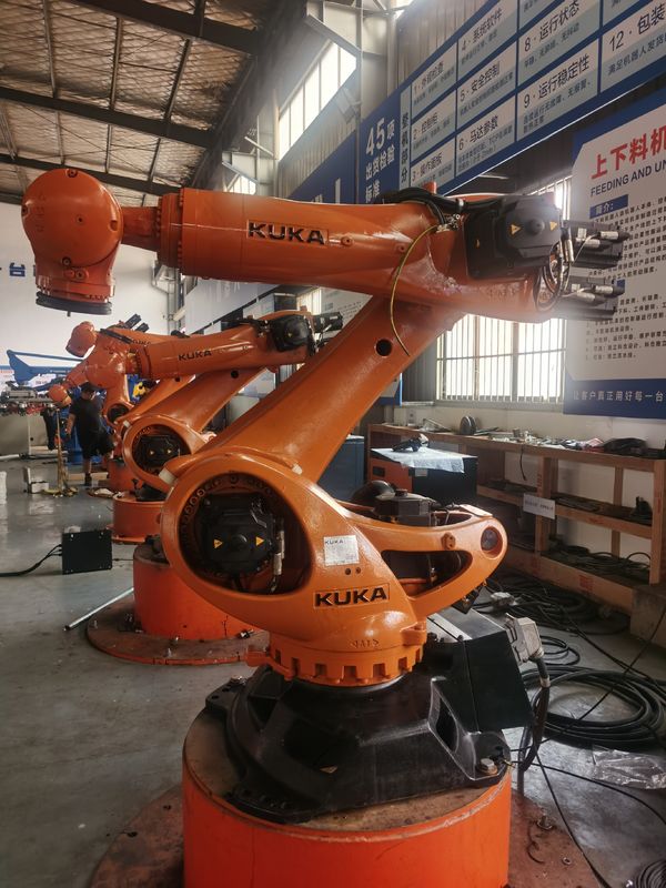 KUKA KR180 R2900 Prime 180kg Полезная нагрузка 2900 мм Достигаем настенный загрузочный робот И KRC4 контроллер Робот краски