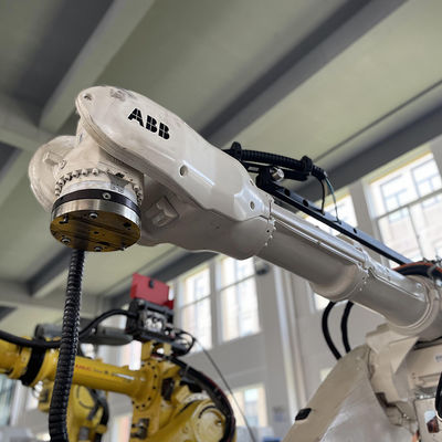 Используемый робот заварки оси пятна 6 ABB регулируя робот ABB6640-130/3.2