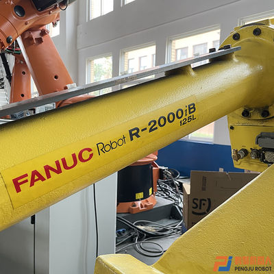 Роботы подержанное FANUC 2000iB 125L заварки пятна используемые FANUC