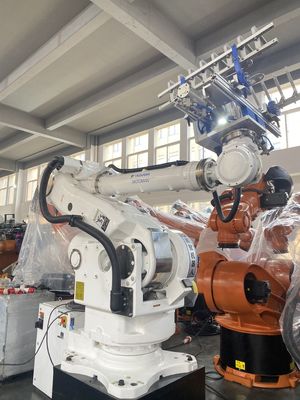 Подержанное Yaskawa осей CR165 регулируя и Palletizing робота многофункциональная 6