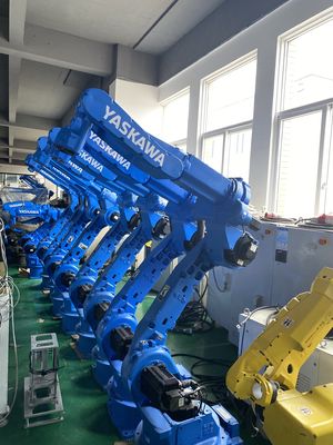 Использованный Яскава точка сварка робот EA1900N 6 оси для наземной установки