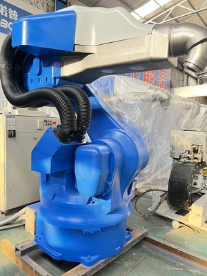 Подержанный робот Yaskawa EPX2900 распыляя взрывозащищенный