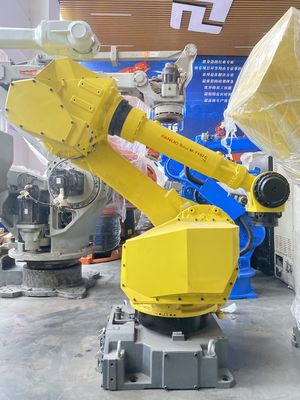 Используемые оси робота 6 FANUC M-710iC/70 для земной установки