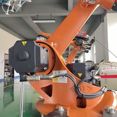 Робот для сварки арки Kr16 с массой робота 235 кг и контроллером XP Waterjet Automation Meat Processing ArcWorld serie