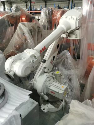 Используемые роботы ABB 6 оси Роботизированная рука IRB 4600-40/2.55 с охватом 2550 мм и емкостью полезной нагрузки 40 кг для сварки, сборки, резки, распределения и обработки машин